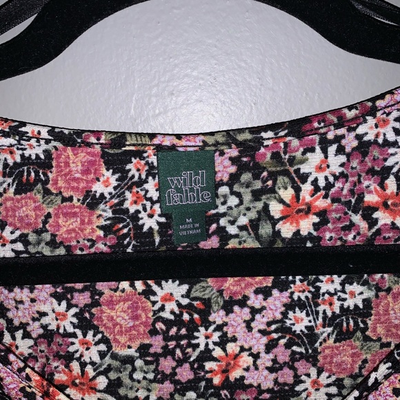 Long sleeve floral blouse - Picture 2 of 2